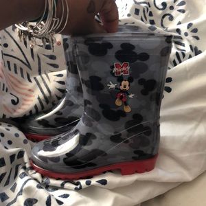 Kids rain boots